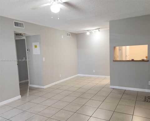 3776 N University Dr, Coral Springs, FL 33065