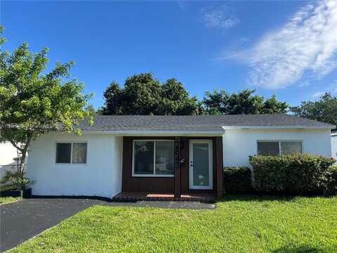 2843 Dewey St, Hollywood, FL 33020