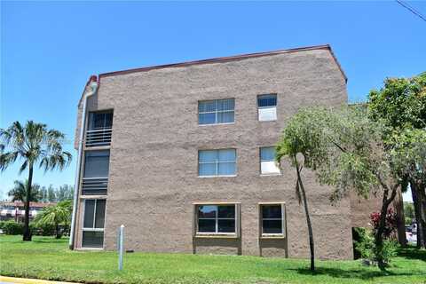 9681 Sunrise Lakes Blvd, Sunrise, FL 33322