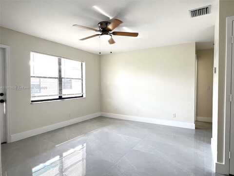 5912 Taylor St, Hollywood, FL 33021