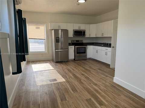 609 NW 2nd Ave, Hallandale Beach, FL 33009