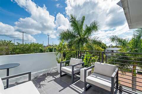 1024 Lenox Ave, Miami Beach, FL 33139