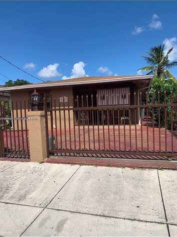 2357 NW 23rd Ave, Miami, FL 33142