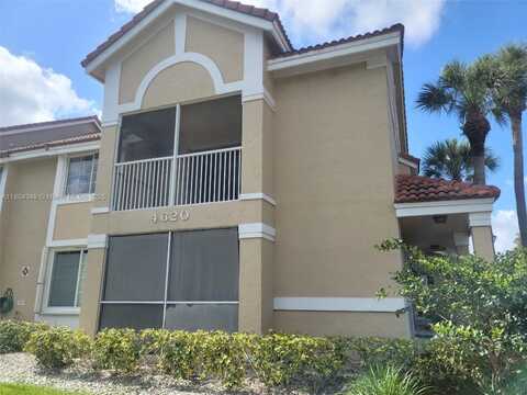 4620 W MCNAB RD, Pompano Beach, FL 33069