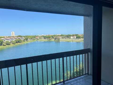 10290 NW 9th St Cir, Miami, FL 33172