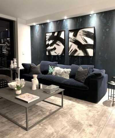 1000 Brickell Plz, Miami, FL 33131