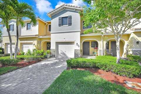357 NE 194th Ter, Miami, FL 33179