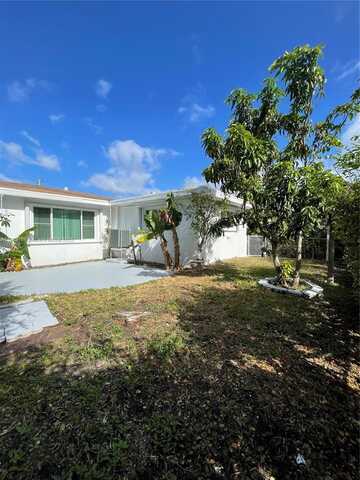 8851 Byron ave, Surfside, FL 33154