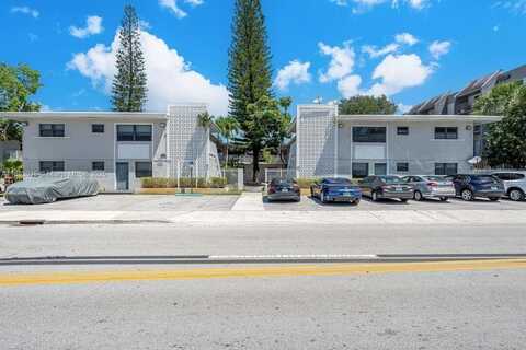1525 NE 135th St, North Miami, FL 33161