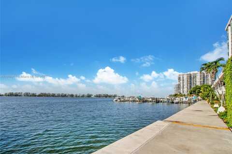 1925 Brickell Ave, Miami, FL 33129