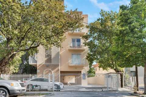 1349 SW 3rd St, Miami, FL 33135