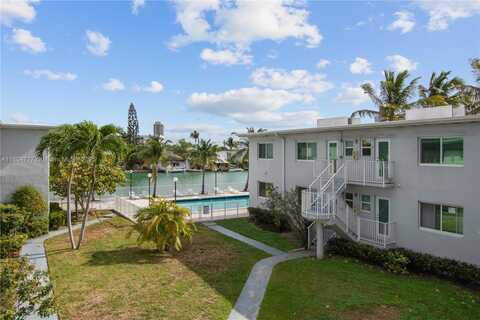 7207 Bay Dr, Miami Beach, FL 33141