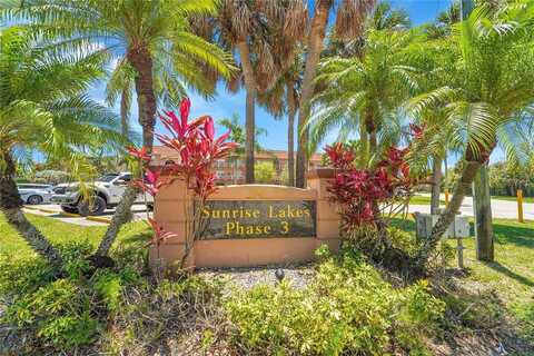 9781 Sunrise Lakes Blvd, Sunrise, FL 33322