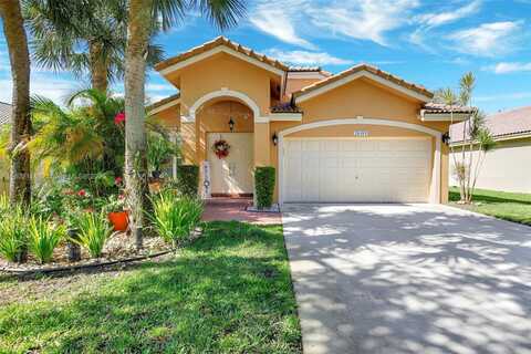 20494 SW 5th St, Pembroke Pines, FL 33029