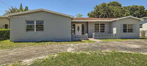 3226 NW 41st St, Lauderdale Lakes, FL 33309