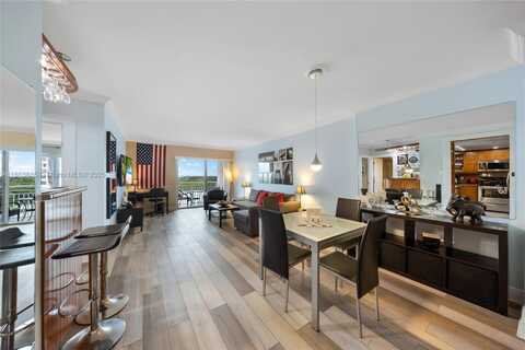 400 Kings Point Dr, Sunny Isles Beach, FL 33160