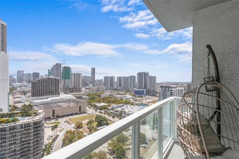 1900 N Bayshore Dr, Miami, FL 33132