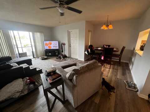 1118 Green Pine Blvd, West Palm Beach, FL 33409