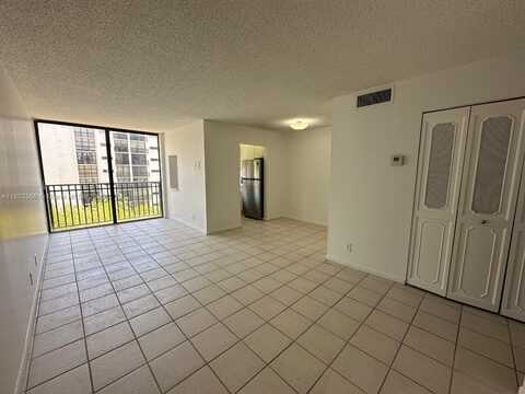 16919 N Bay Rd, Sunny Isles Beach, FL 33160
