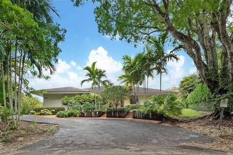 8290 La Rampa St, Coral Gables, FL 33143