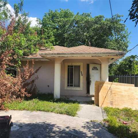 337 NW 49th St, Miami, FL 33127