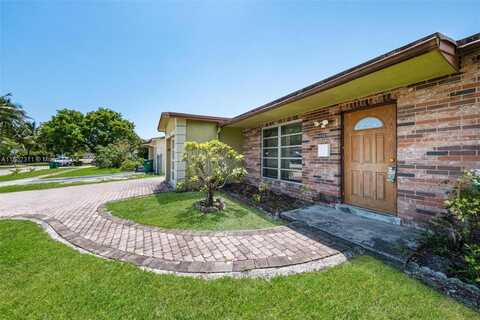 4240 NW 22nd St, Lauderhill, FL 33313
