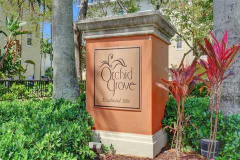 701 SW 2nd Ln, Pompano Beach, FL 33060