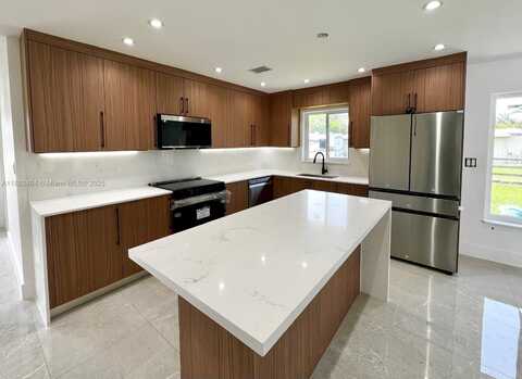 1590 SW 139th Ave, Davie, FL 33325