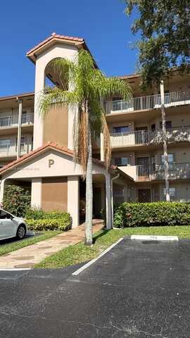 1300 SW 124th Ter, Pembroke Pines, FL 33027