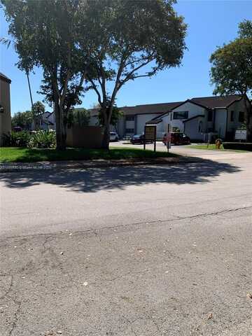 9033 SW 123rd Ct, Miami, FL 33186