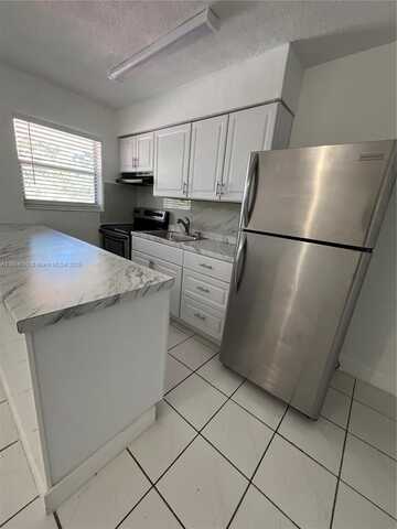 7155 W 14th Ct, Hialeah, FL 33014