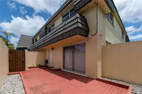 8693 SW 137th Ave, Miami, FL 33183