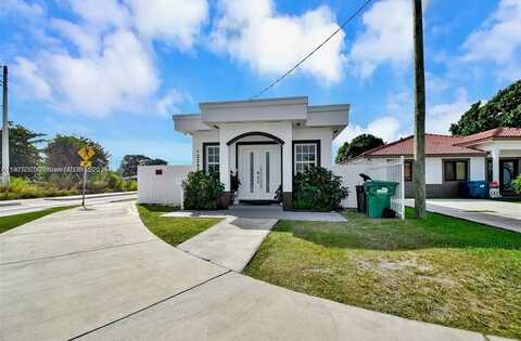 12202 SW 216th St, Miami, FL 33170