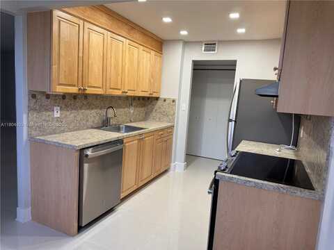 16450 Miami Dr, North Miami Beach, FL 33162