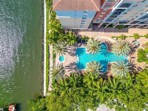 17150 N Bay Rd, Sunny Isles Beach, FL 33160