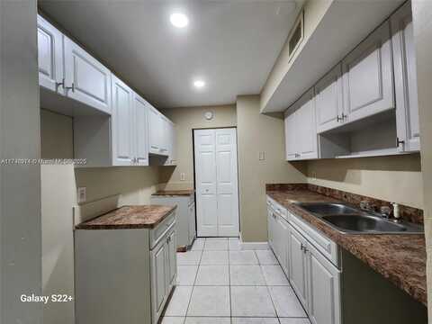 2824 NW 55th Ave, Lauderhill, FL 33313