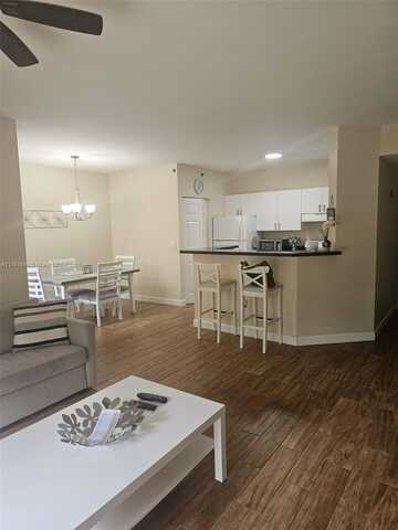 19655 E Country Club Dr, Aventura, FL 33180