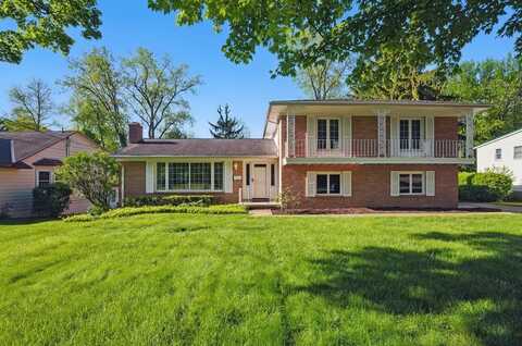 227 Redwood Rd., Mansfield, OH 44907