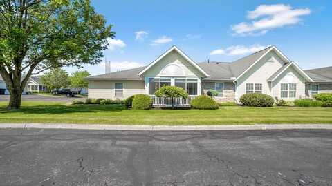 673 Villa Dr, Ontario, OH 44906