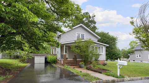 41 Ross Hall Boulevard N, Piscataway, NJ 08854