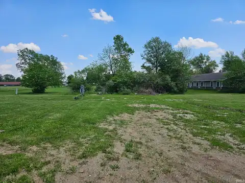 613 Greenbriar Drive, Hartford City, IN 47348