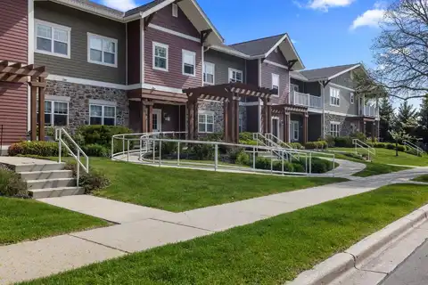 W55n178 McKinley Blvd, Cedarburg, WI 53012