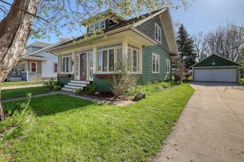 611 North St, West Bend, WI 53090