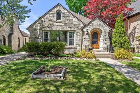 2773 N 72nd St, Milwaukee, WI 53210