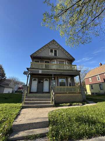 2514 W Burleigh St, Milwaukee, WI 53206