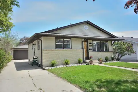 6027 50th Ave, Kenosha, WI 53142