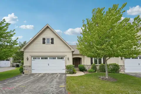 2140 Prairie View Pt, Lake Geneva, WI 53147