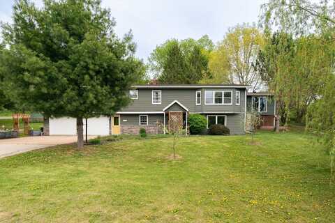 422 Pine St, Viroqua, WI 54665