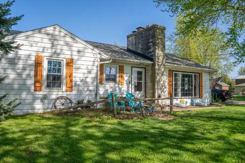 W249n8242 Hillside Rd, Sussex, WI 53089