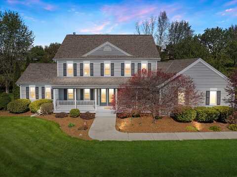 W287n6903 Rock Ridge Way, Hartland, WI 53029